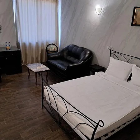 Hotell антик Pernik