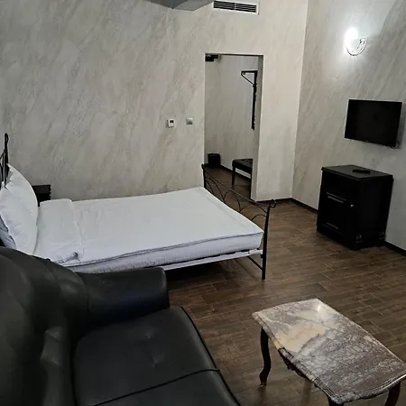 антик Hotell Pernik