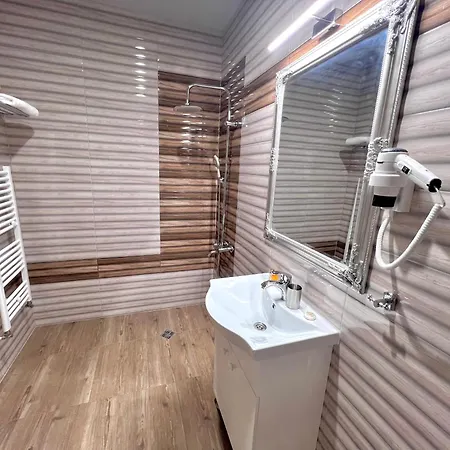 Hotell антик 2*