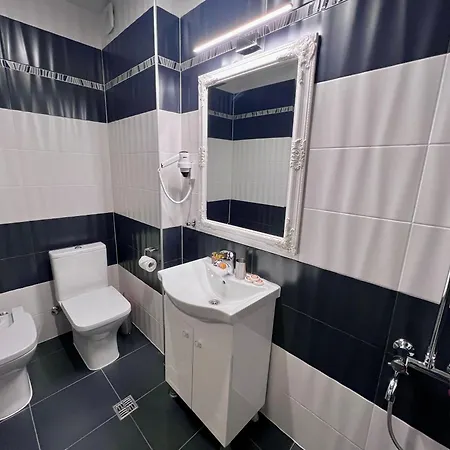 антик Hotell Pernik