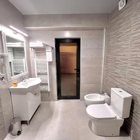Hotell антик 2*