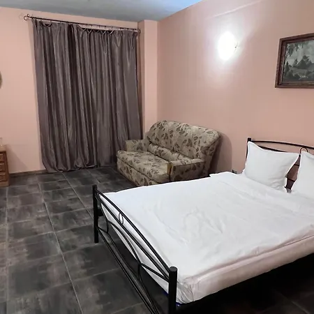 Hotell антик Pernik