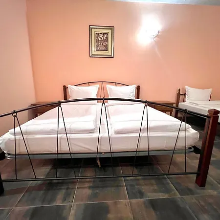 антик Hotell 2*