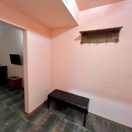 антик Hotell 2*