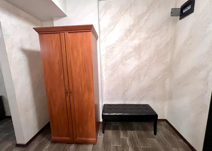 Otel антик Pernik